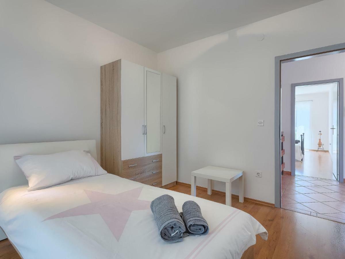 Holiday Home Gojak By Interhome Pula Buitenkant foto